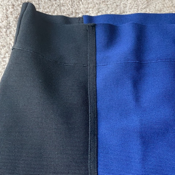 BCBGMAXAZRIA bodycon skirt - Picture 3 of 5